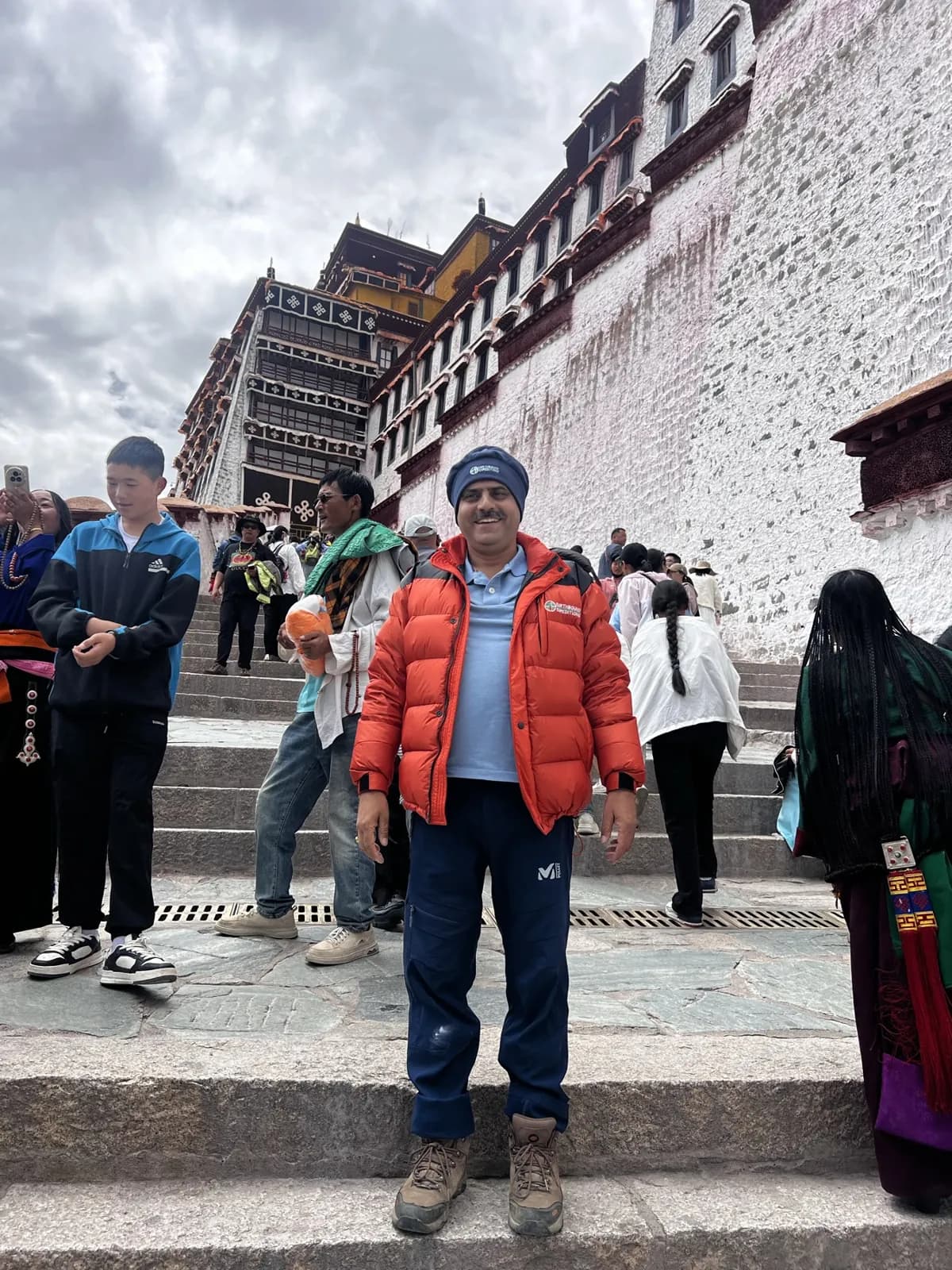 Day 6, Lhasa - Shigatse, photo 2 of 3