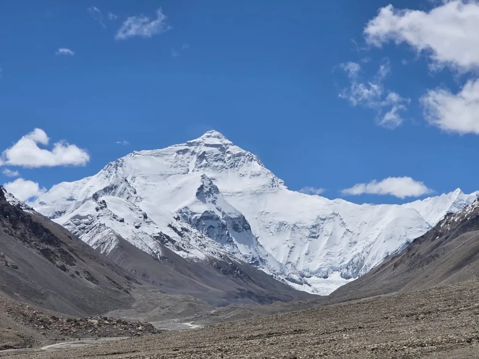 Day 4, Shigatse to Saga, photo 3 of 3